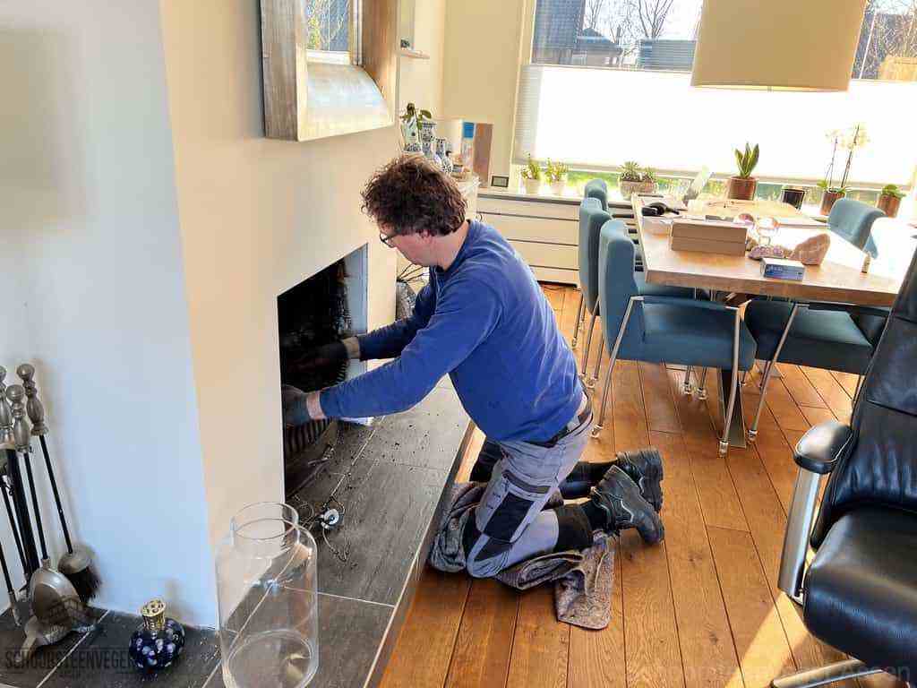 Schouwveger Assen kleed schoorsteenreiniger Schouwveger Assen kleed schoorsteenreiniger